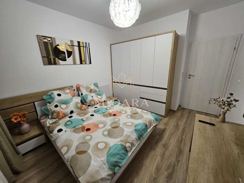 Grand Kristal, 2 camere, bloc 2023, balcon generos, 600 €.